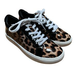Vaneli Sport Sneaker Size 5 Colter Camel Leopard Print Patent Leather Lace Up